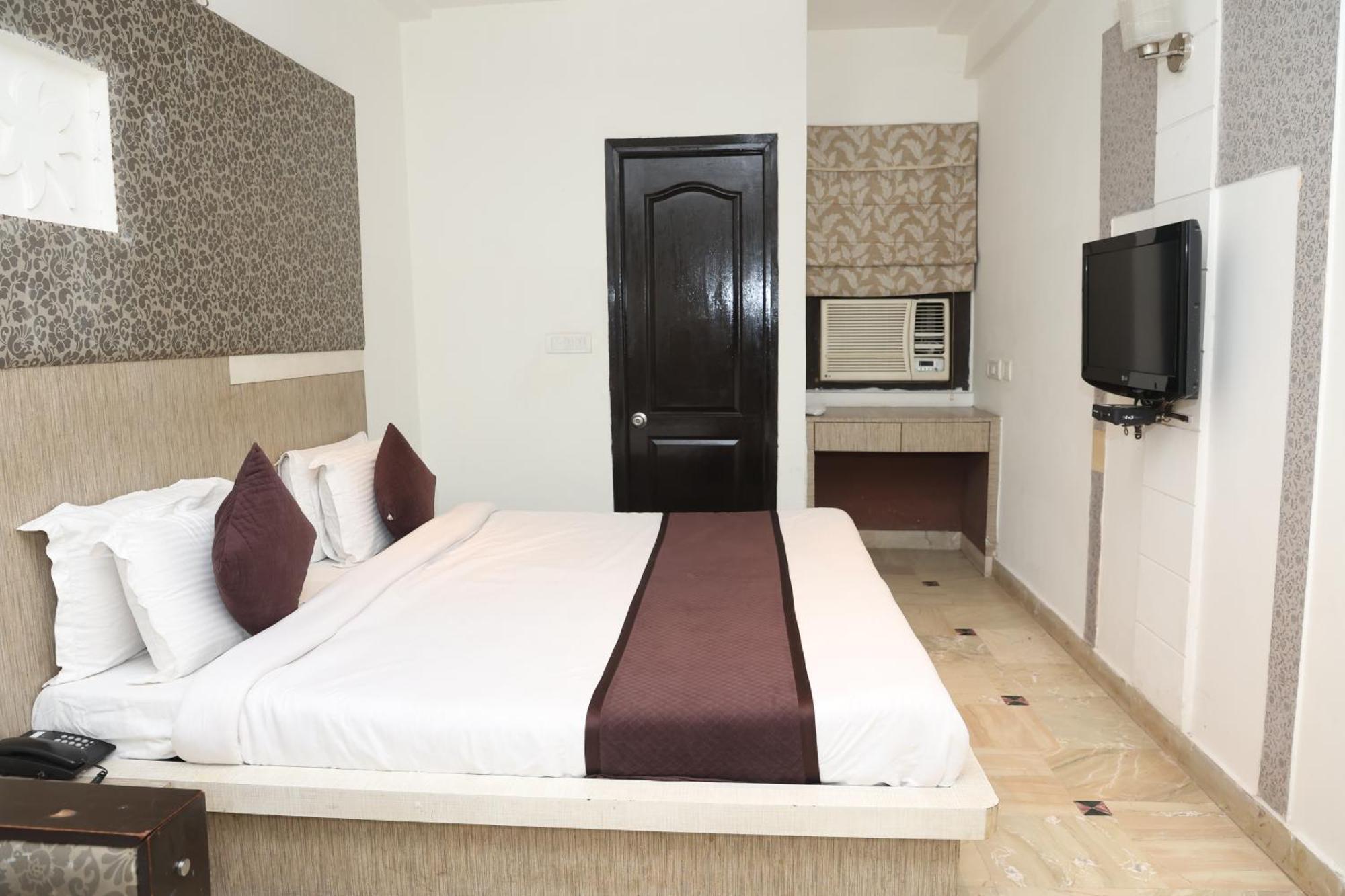 Hotel Panna Paradise Agra  Exterior photo
