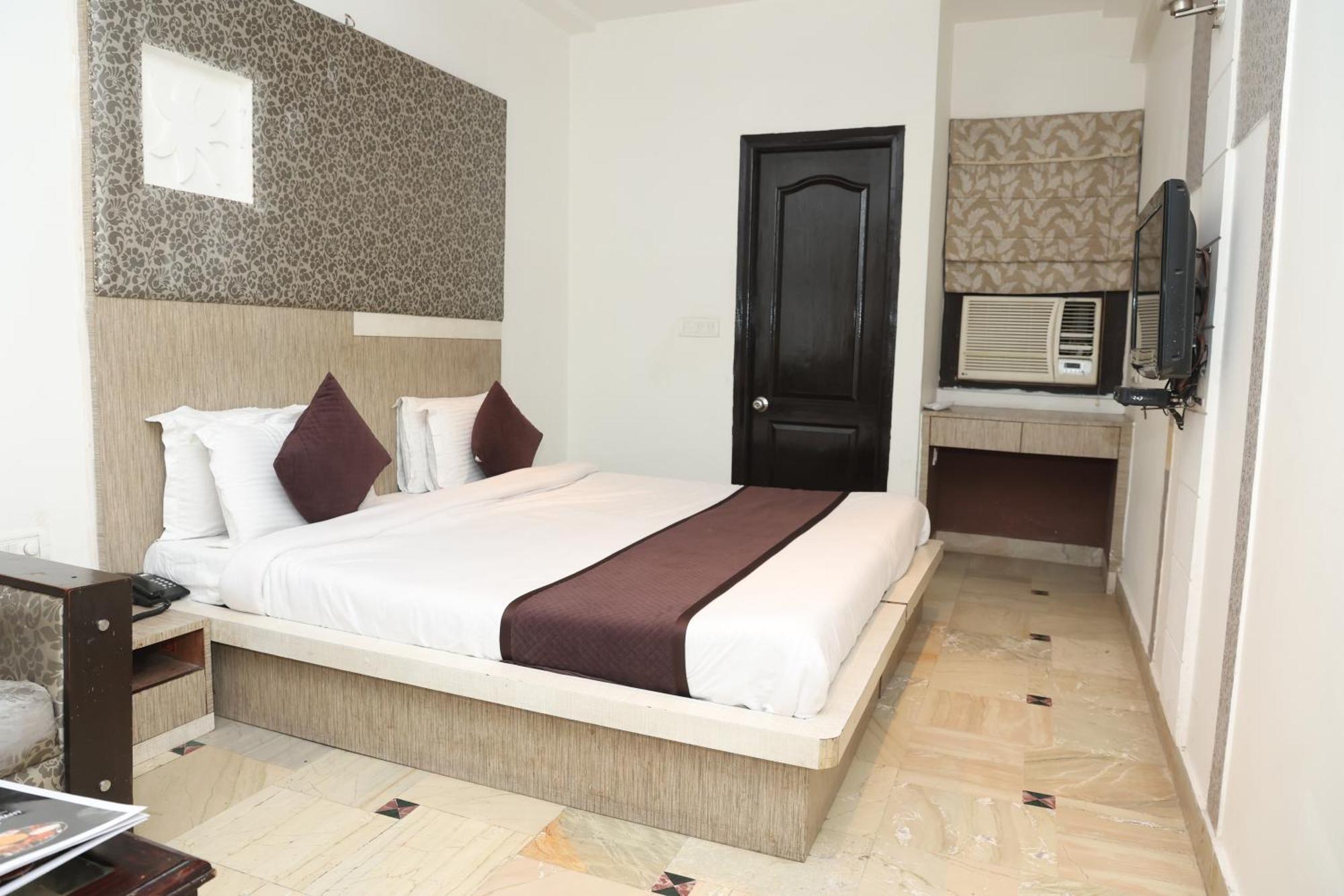 Hotel Panna Paradise Agra  Exterior photo