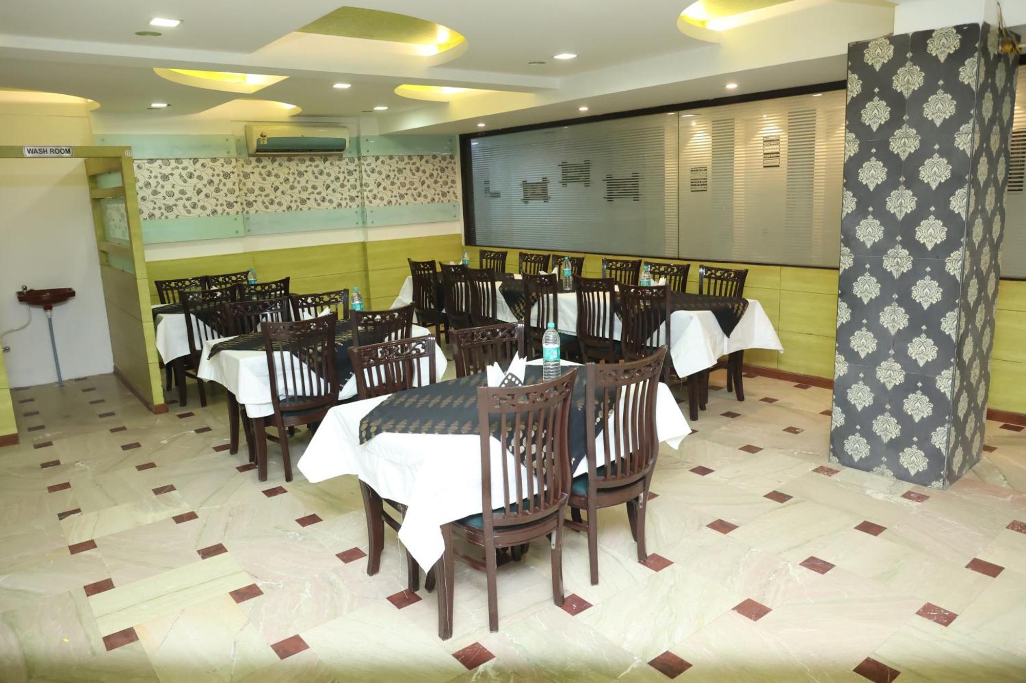 Hotel Panna Paradise Agra  Exterior photo
