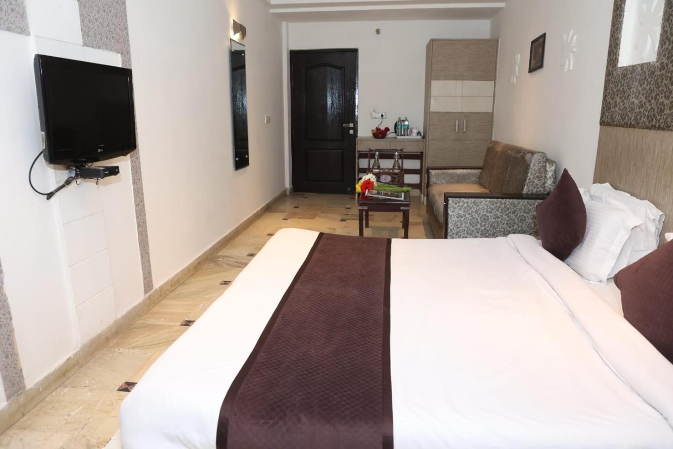 Hotel Panna Paradise Agra  Exterior photo