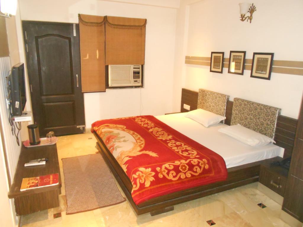 Hotel Panna Paradise Agra  Exterior photo