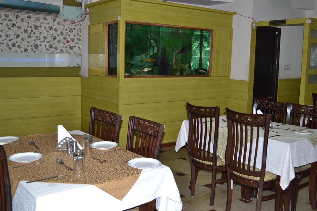 Hotel Panna Paradise Agra  Exterior photo