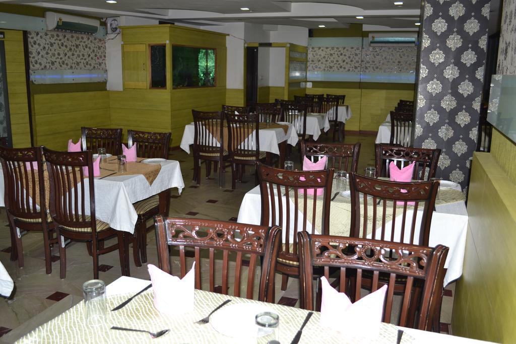 Hotel Panna Paradise Agra  Exterior photo
